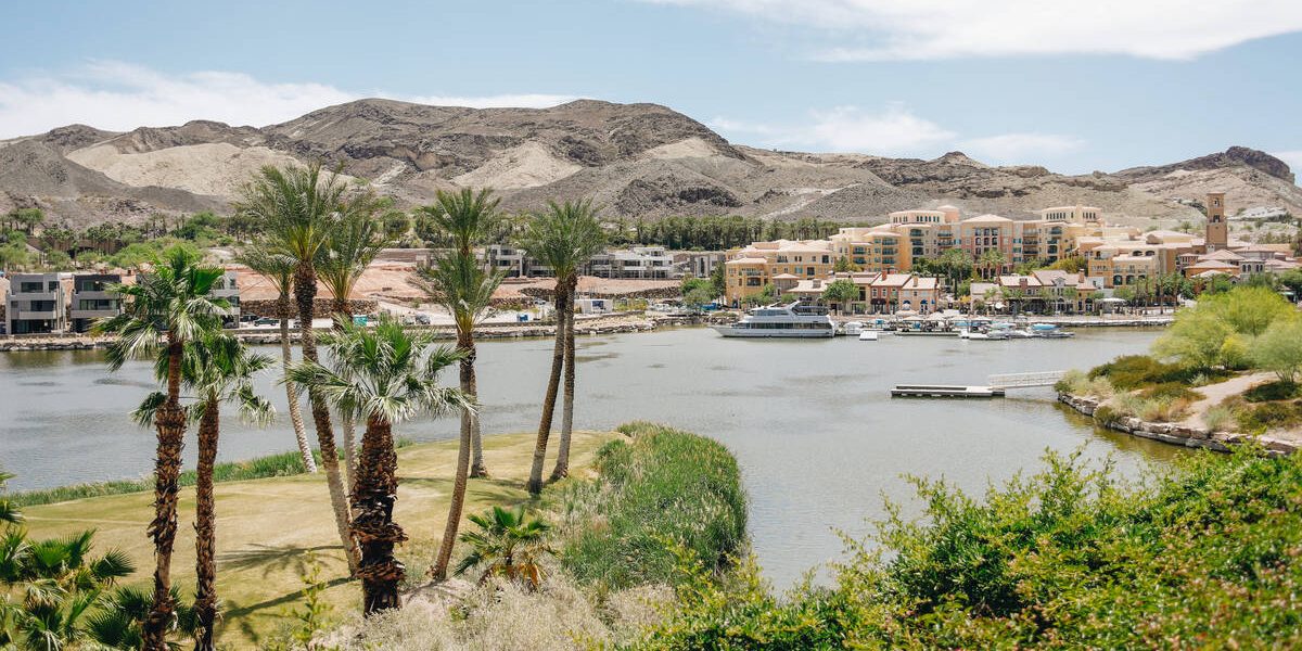lake las vegas photo