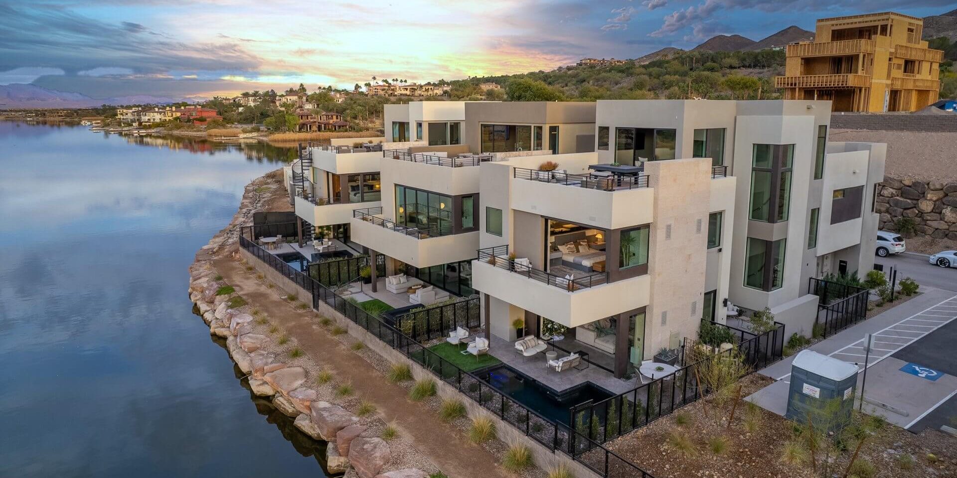 Shoreline Lake Las Vegas - by Blue Heron